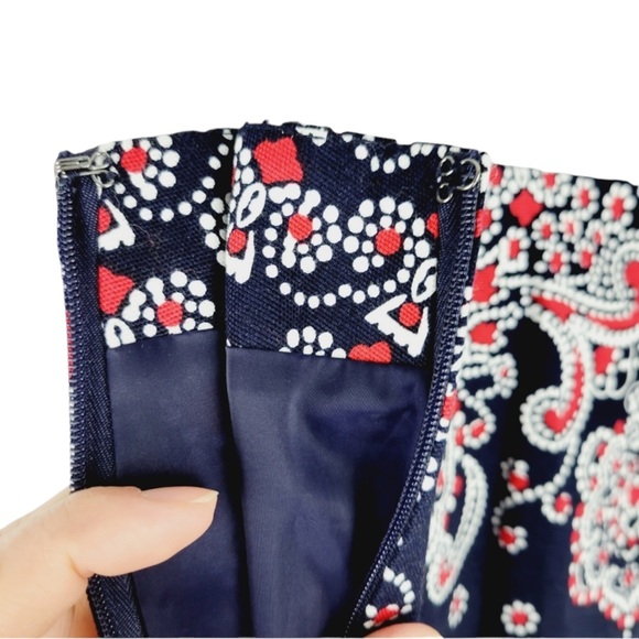 Talbots Red white & Blue printed mini skirt Womens Size 2P - Picture 4 of 11